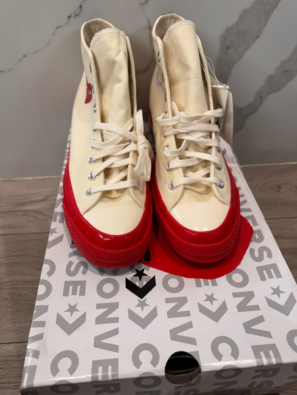 Comme des Garçons Play x Converse Chuck 70 High 'Pristine Red' - Picture 2 of 7